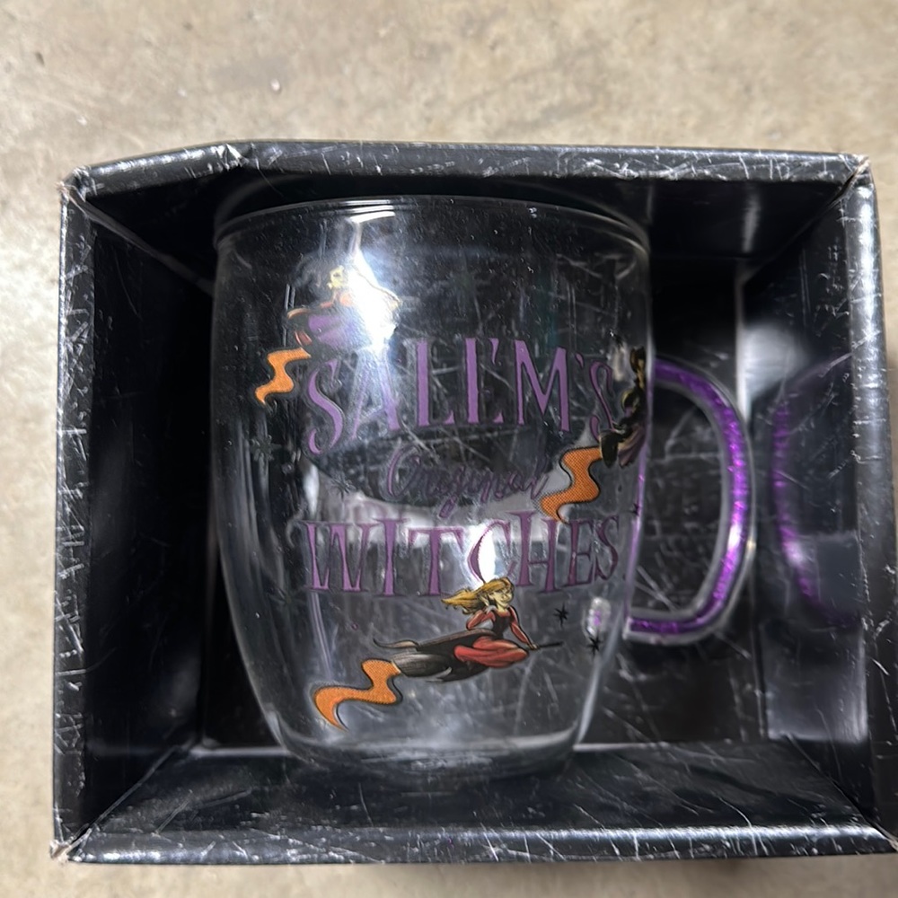 Brand new hocus pocus glitter handle mug salem’s  original witches 14 oz mug